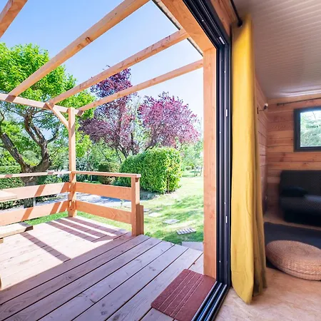 Eco Lodge, Terrasse, Piscine, Parc Du Pilat Campsite